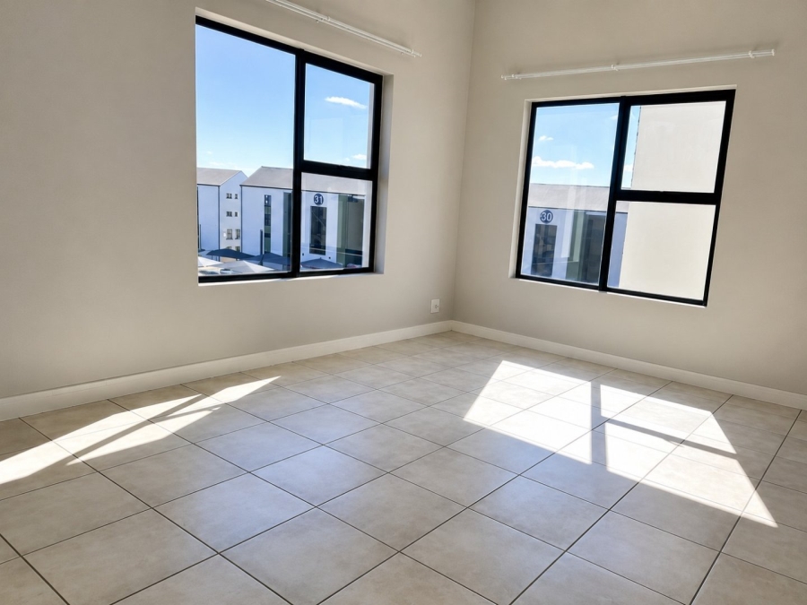 1 Bedroom Property for Sale in Greencreek Lifestyle Estate Gauteng