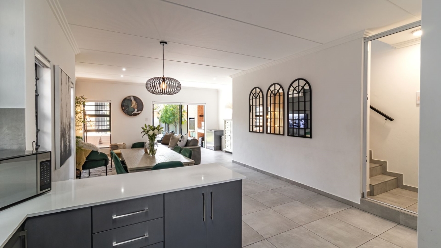 3 Bedroom Property for Sale in Alberante Gauteng