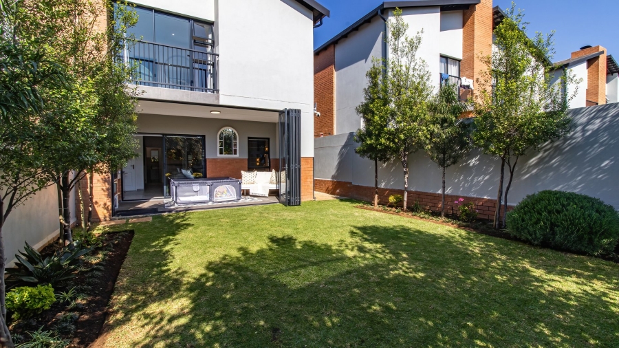 3 Bedroom Property for Sale in Alberante Gauteng