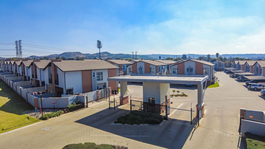3 Bedroom Property for Sale in Alberante Gauteng