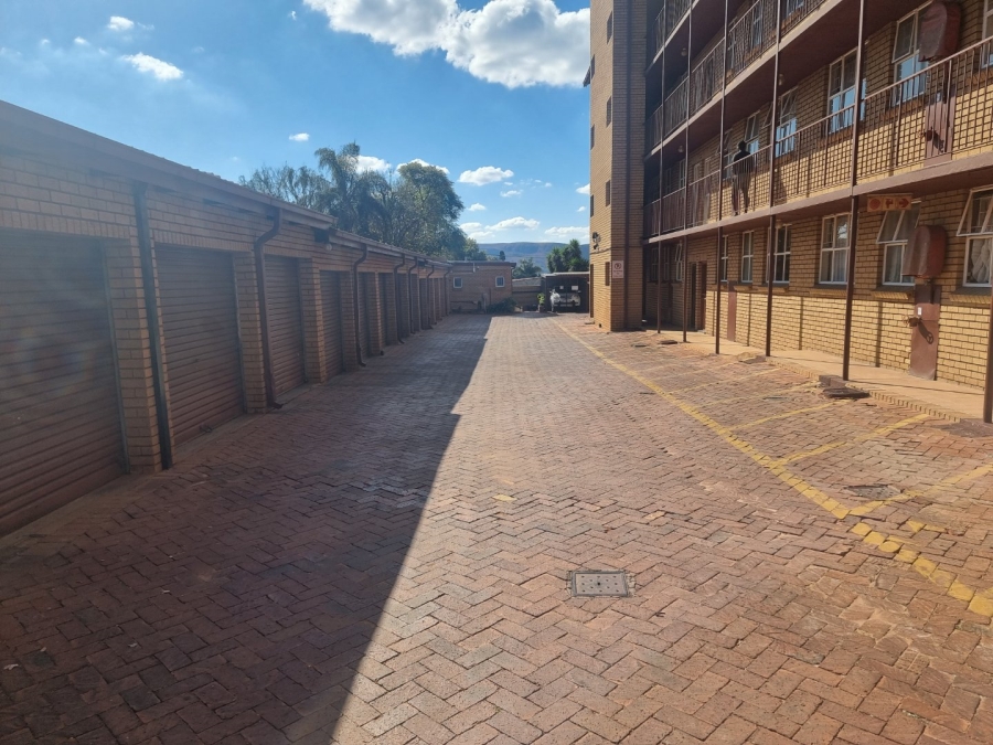 2 Bedroom Property for Sale in Pretoria Gardens Gauteng