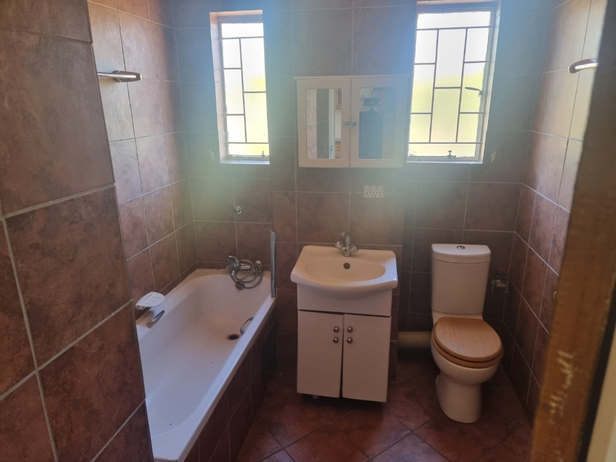 2 Bedroom Property for Sale in Pretoria Gardens Gauteng