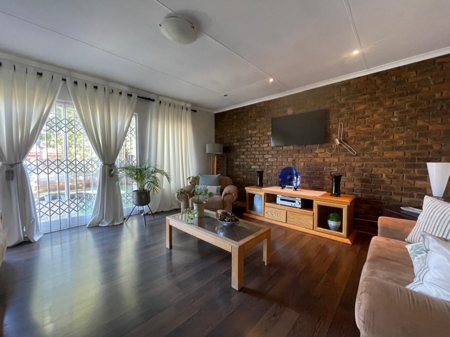 3 Bedroom Property for Sale in Silverton Gauteng