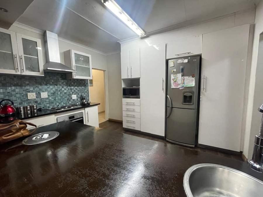 3 Bedroom Property for Sale in Silverton Gauteng