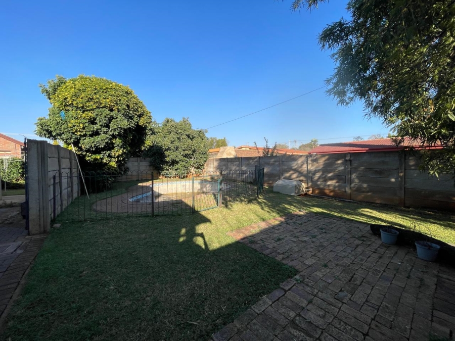 3 Bedroom Property for Sale in Silverton Gauteng