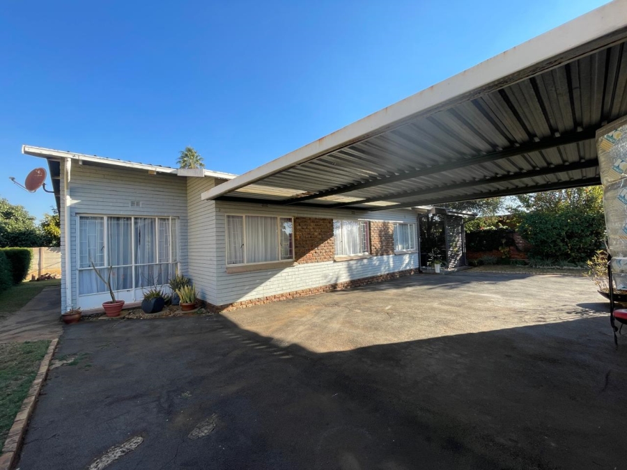 3 Bedroom Property for Sale in Silverton Gauteng