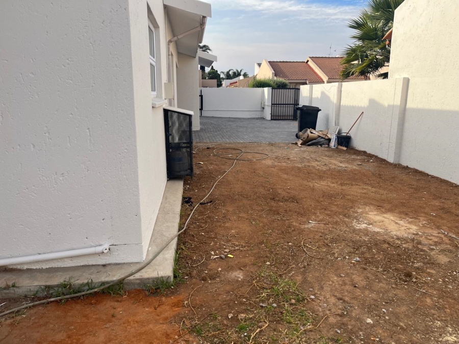 To Let 3 Bedroom Property for Rent in Beyers Park Gauteng
