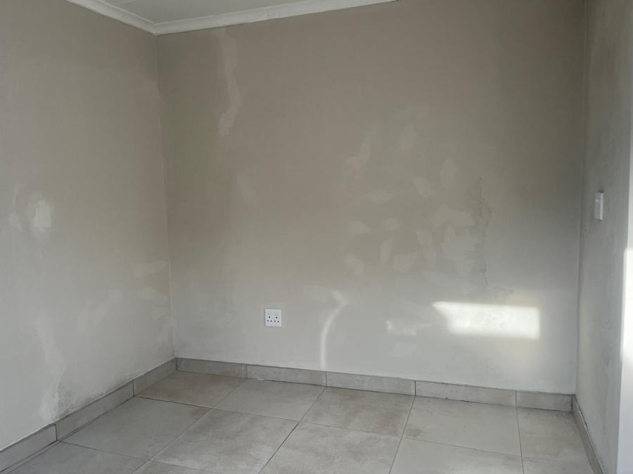 To Let 3 Bedroom Property for Rent in Beyers Park Gauteng