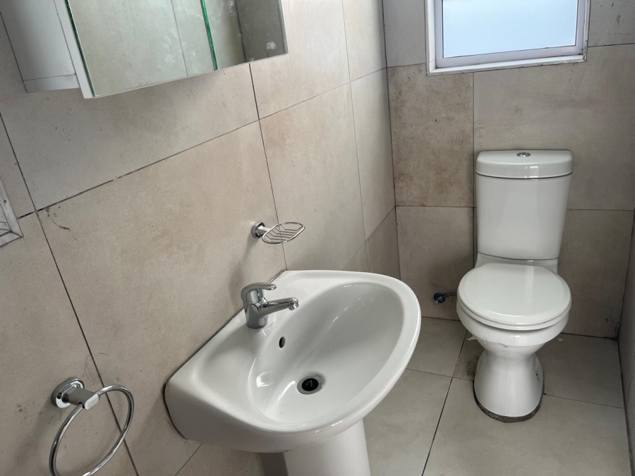 To Let 3 Bedroom Property for Rent in Beyers Park Gauteng