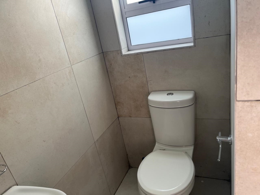 To Let 3 Bedroom Property for Rent in Beyers Park Gauteng