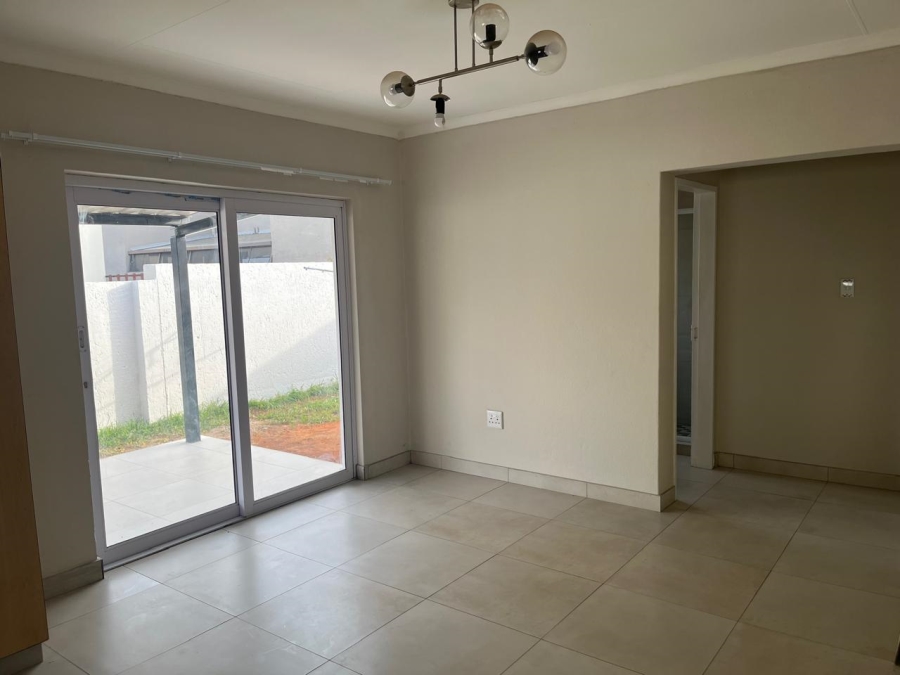 To Let 3 Bedroom Property for Rent in Beyers Park Gauteng