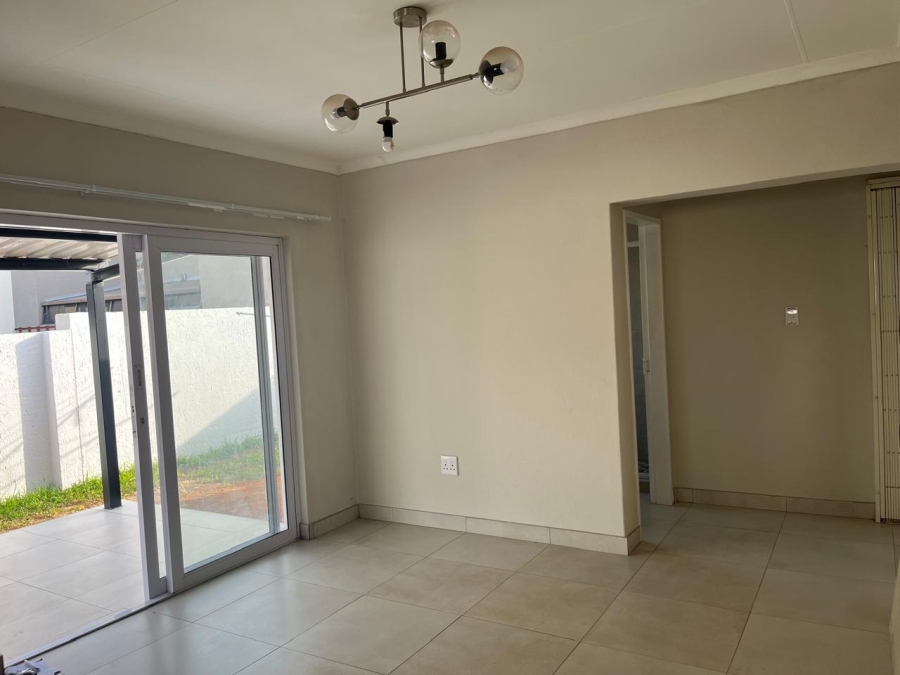 To Let 3 Bedroom Property for Rent in Beyers Park Gauteng