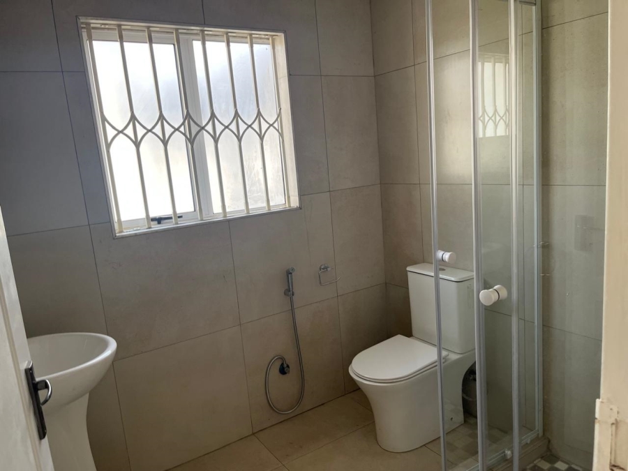 To Let 3 Bedroom Property for Rent in Beyers Park Gauteng