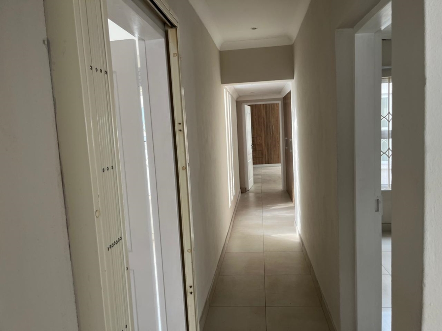 To Let 3 Bedroom Property for Rent in Beyers Park Gauteng