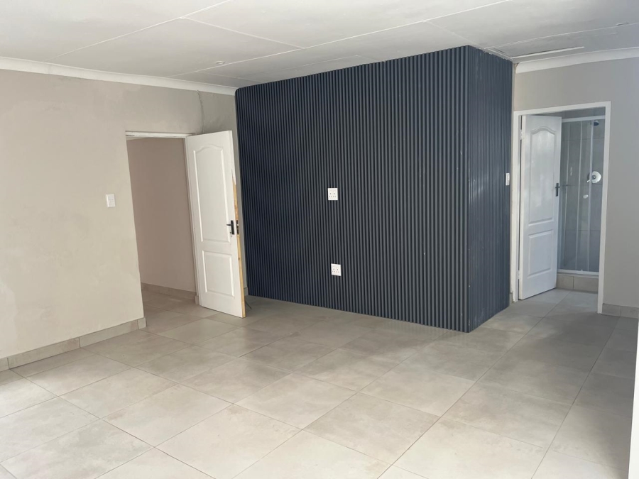 To Let 3 Bedroom Property for Rent in Beyers Park Gauteng