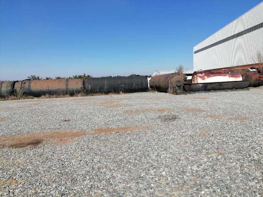 To Let Commercial Property for Rent in Pomona AH Gauteng