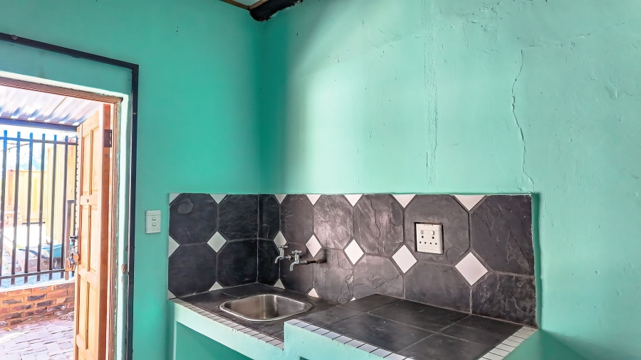 Commercial Property for Sale in Kaallaagte Gauteng