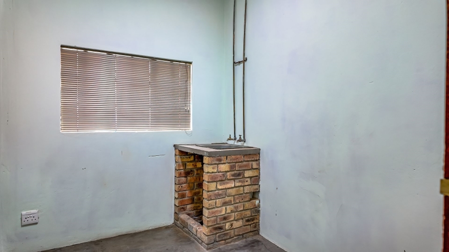 Commercial Property for Sale in Kaallaagte Gauteng