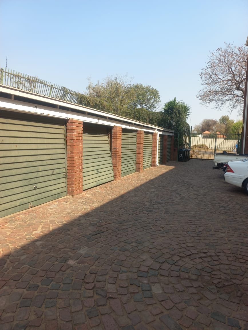 5 Bedroom Property for Sale in Muckleneuk Gauteng