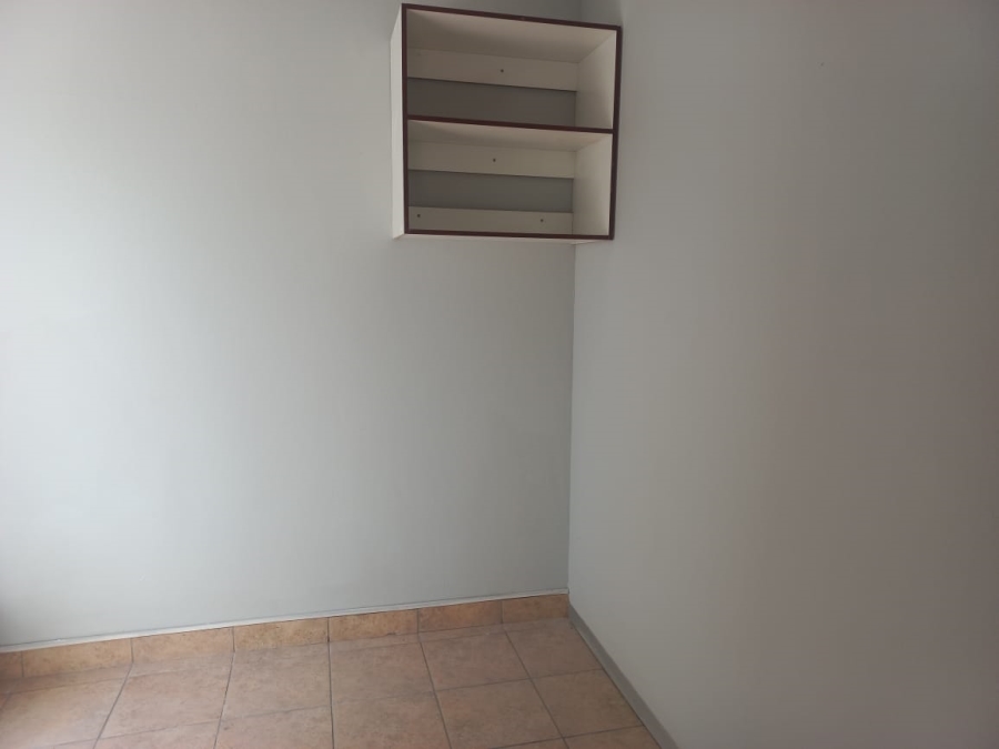 5 Bedroom Property for Sale in Muckleneuk Gauteng