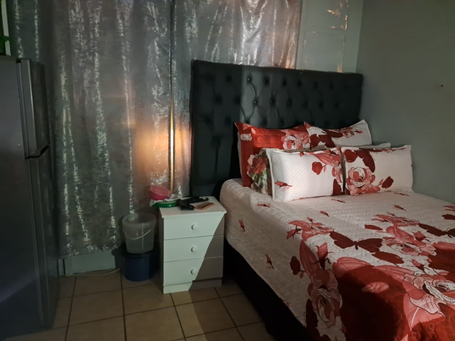 6 Bedroom Property for Sale in Pretoria Gauteng