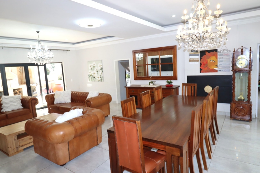5 Bedroom Property for Sale in Waterkloof Ridge Gauteng