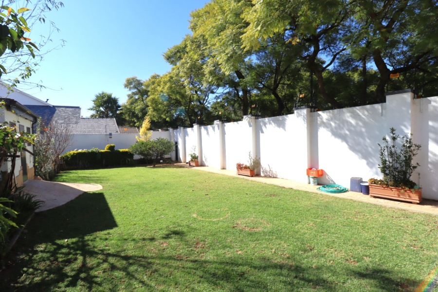 5 Bedroom Property for Sale in Waterkloof Ridge Gauteng
