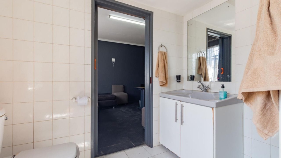  Bedroom Property for Sale in Newlands Gauteng