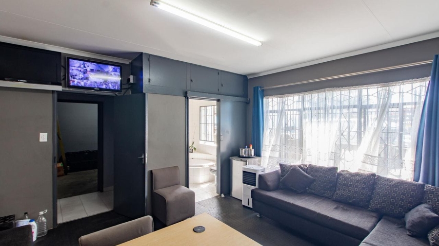  Bedroom Property for Sale in Newlands Gauteng