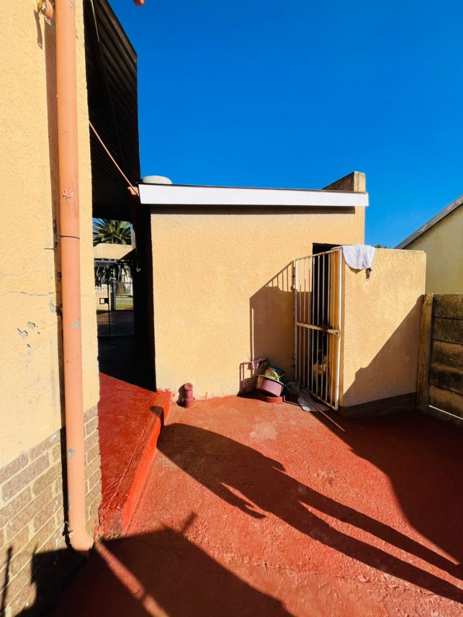 3 Bedroom Property for Sale in Lindhaven Gauteng