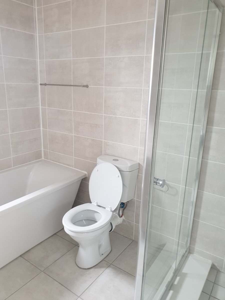 1 Bedroom Property for Sale in Linbro Park Gauteng