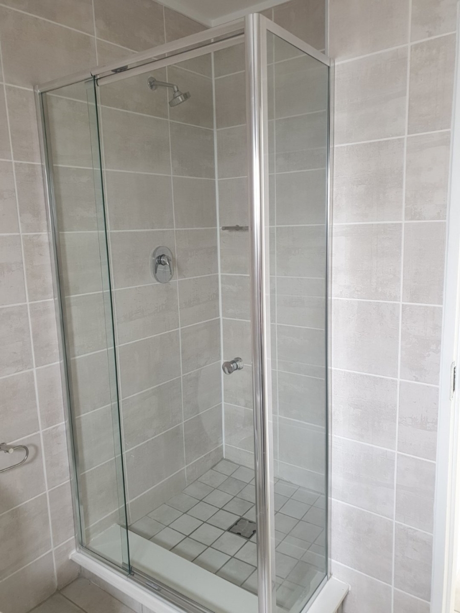 1 Bedroom Property for Sale in Linbro Park Gauteng