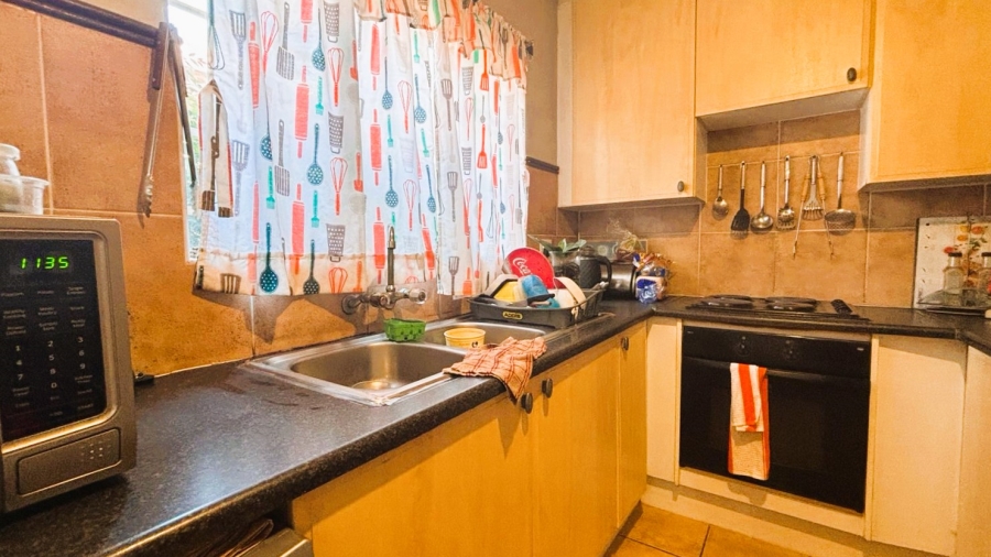 2 Bedroom Property for Sale in Eco Park Gauteng