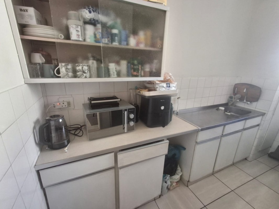 1 Bedroom Property for Sale in Bedford Gardens Gauteng