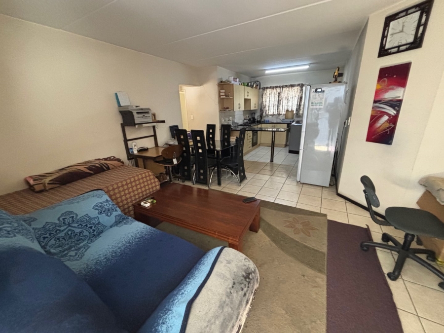 2 Bedroom Property for Sale in Bardene Gauteng