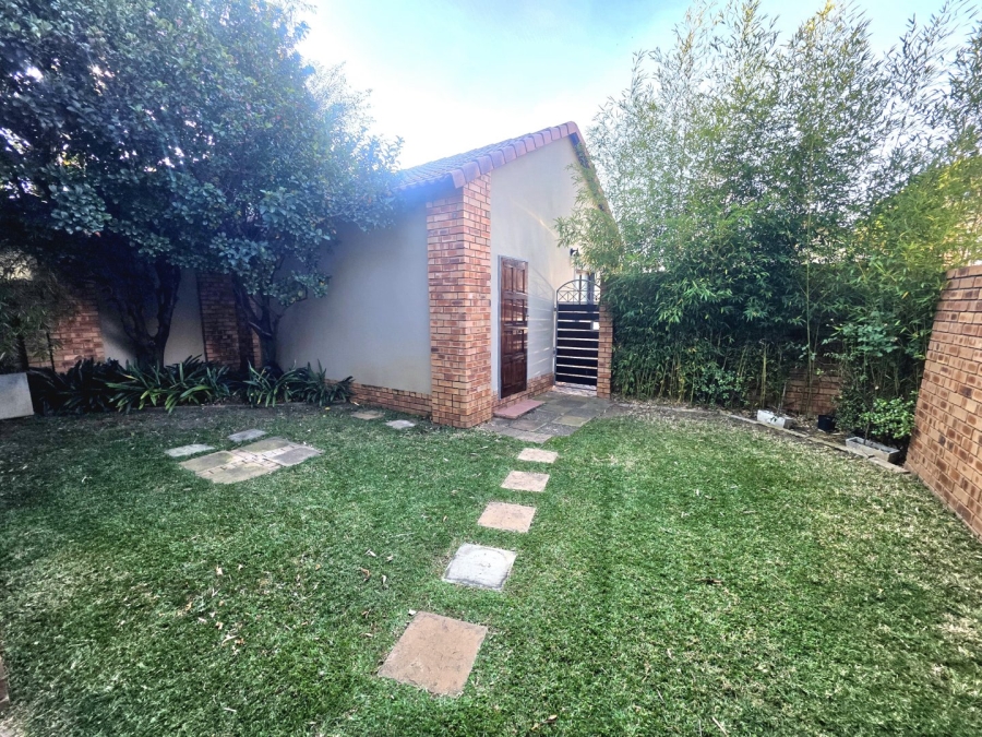2 Bedroom Property for Sale in Equestria Gauteng