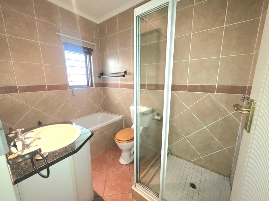2 Bedroom Property for Sale in Equestria Gauteng