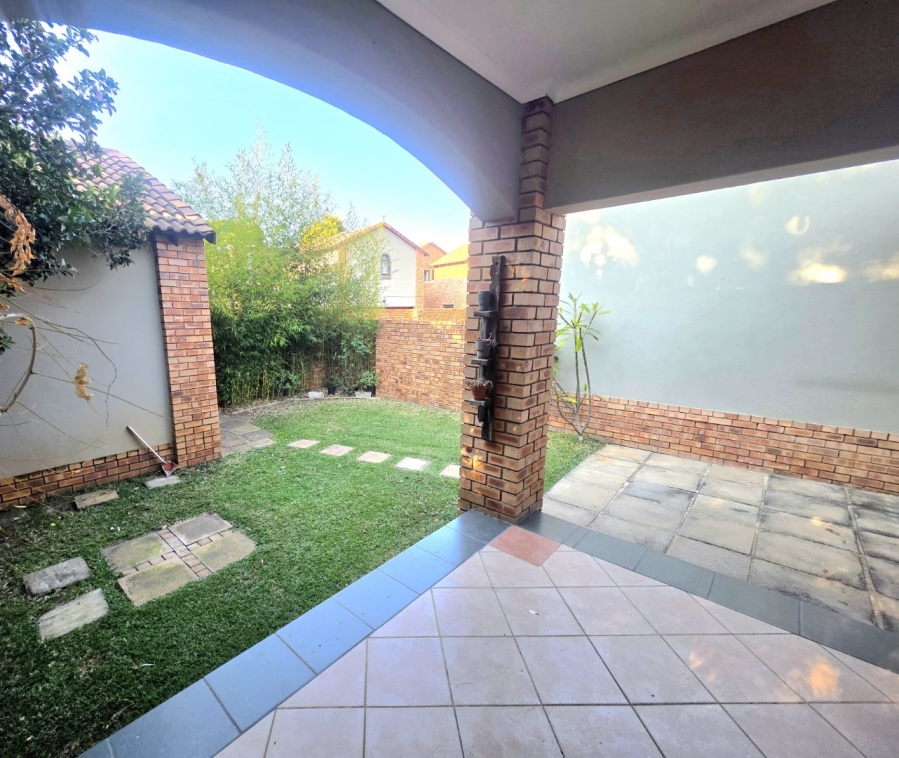 2 Bedroom Property for Sale in Equestria Gauteng