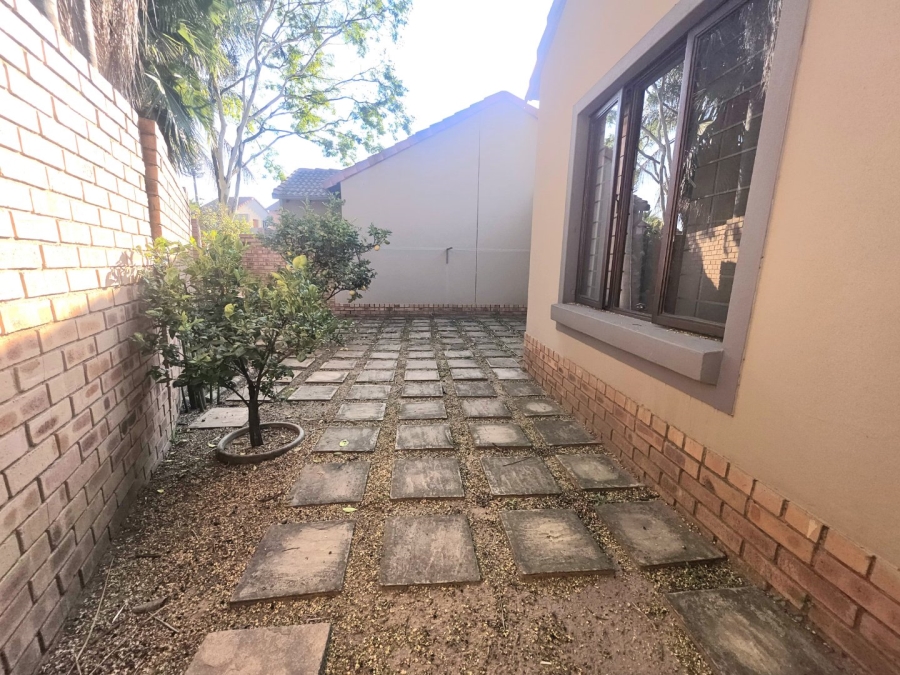 2 Bedroom Property for Sale in Equestria Gauteng