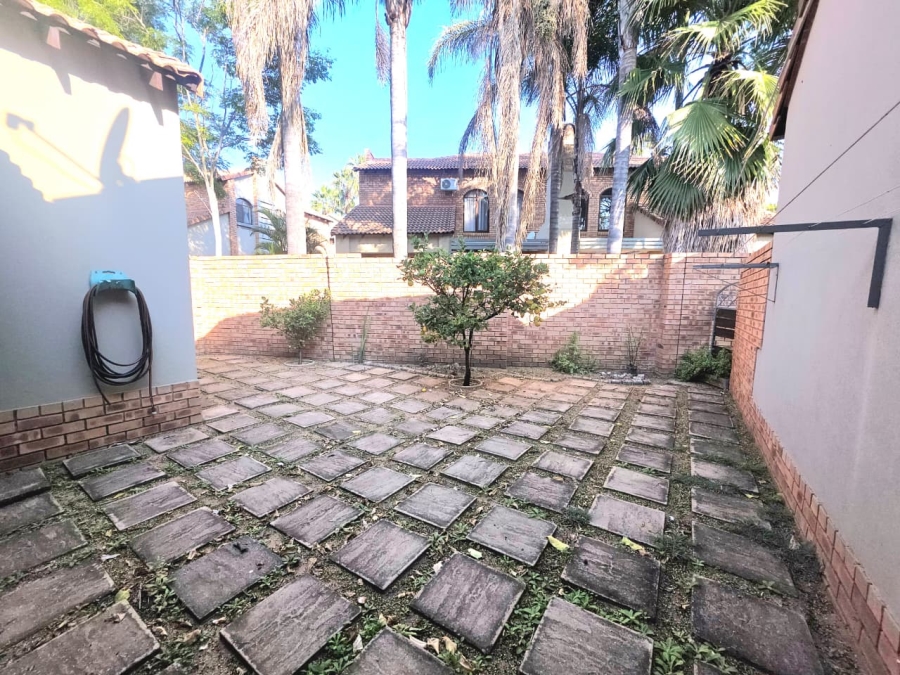 2 Bedroom Property for Sale in Equestria Gauteng