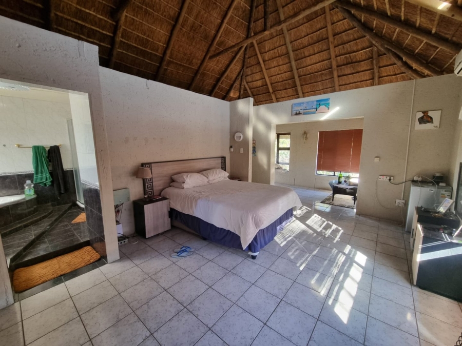 3 Bedroom Property for Sale in Vaaloewer Gauteng