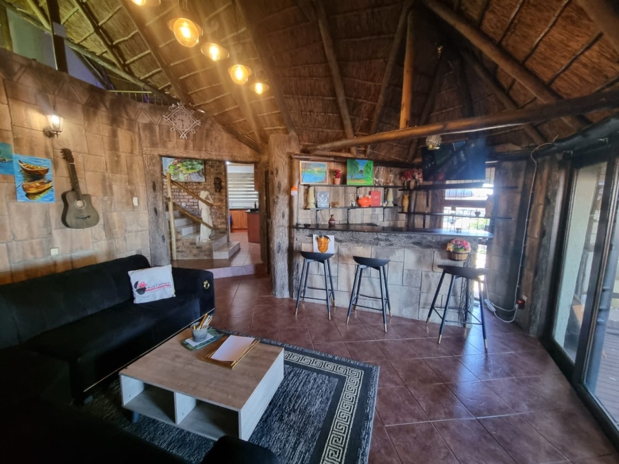3 Bedroom Property for Sale in Vaaloewer Gauteng