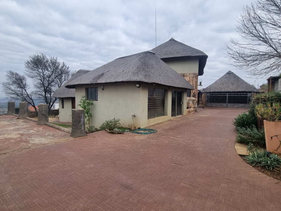 3 Bedroom Property for Sale in Vaaloewer Gauteng