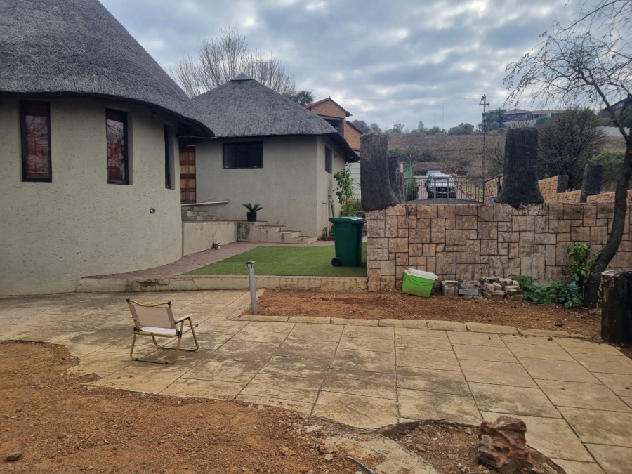 3 Bedroom Property for Sale in Vaaloewer Gauteng