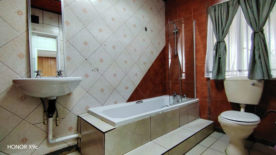 1 Bedroom Property for Sale in Riversdale Gauteng