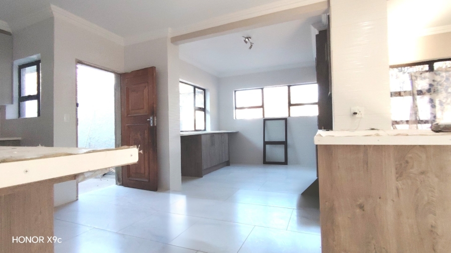 3 Bedroom Property for Sale in Risiville Gauteng