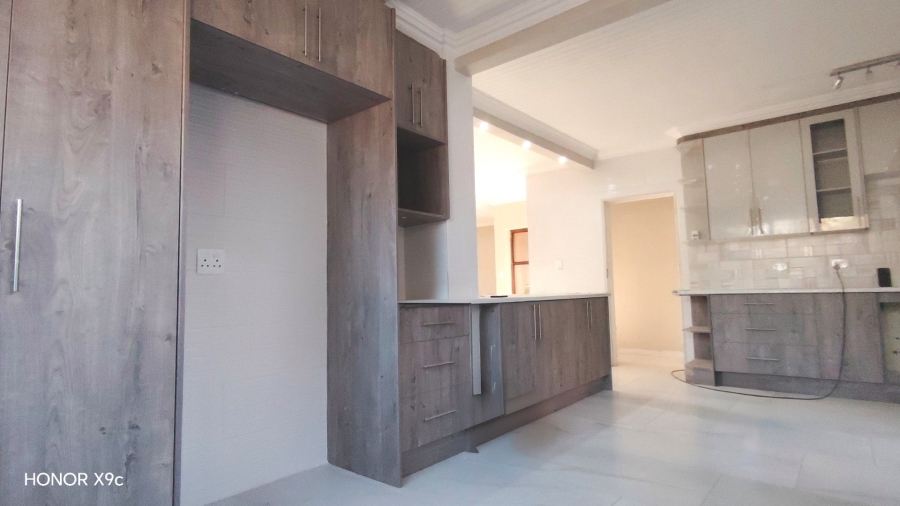 3 Bedroom Property for Sale in Risiville Gauteng