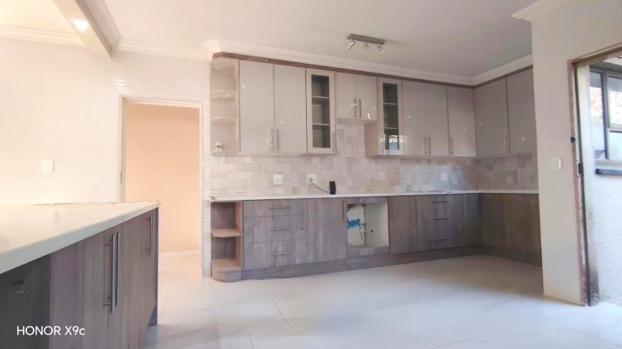 3 Bedroom Property for Sale in Risiville Gauteng