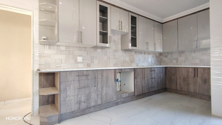 3 Bedroom Property for Sale in Risiville Gauteng