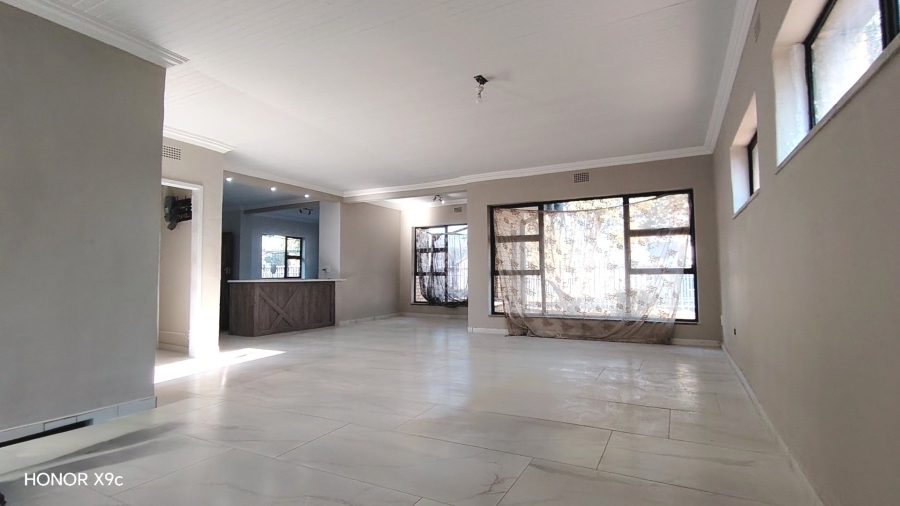 3 Bedroom Property for Sale in Risiville Gauteng